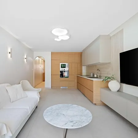 Apartment Juan-les-pins , T3 Luxe , Garage , 2 Min *