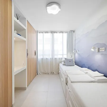 Apartment Juan-les-pins , T3 Luxe , Garage , 2 Min *