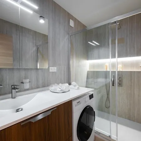 Juan-les-pins , T3 Luxe , Garage , 2 Min Antibes